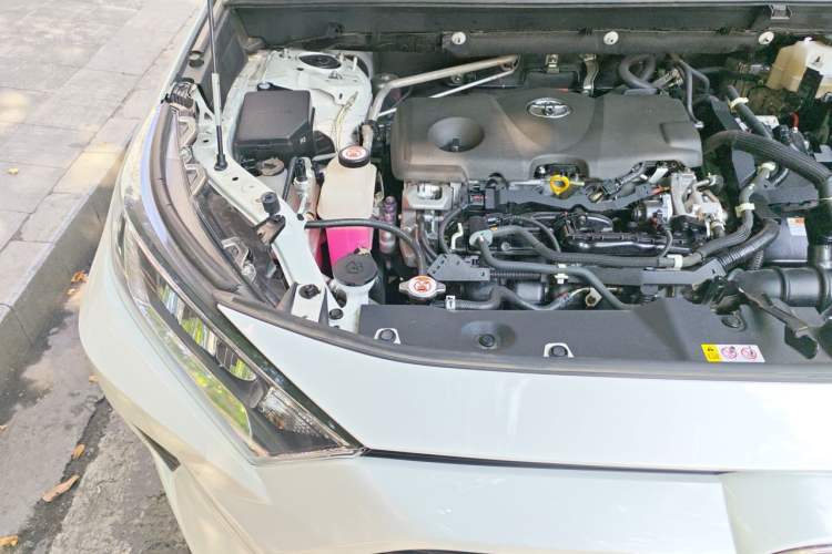 Used Toyota RAV4 2022 Dual-Engine 2.5L E-CVT Two-Wheel Drive Elite Edition Engine Bay Right