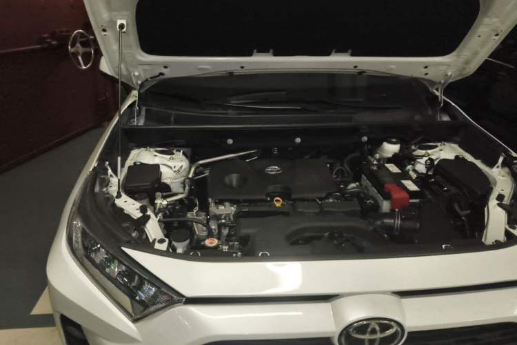 Used Toyota RAV4 2022 2.0L CVT Two-Wheel Drive Fashion Plus Edition Engine Bay Right
