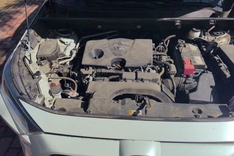 Used Toyota RAV4 2022 2.0L CVT Two-Wheel Drive Fashion Plus Edition Engine Bay Right