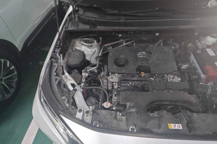 Used Toyota RAV4 2022 2.0L CVT Four-Wheel Drive Premium Edition Engine Bay Right