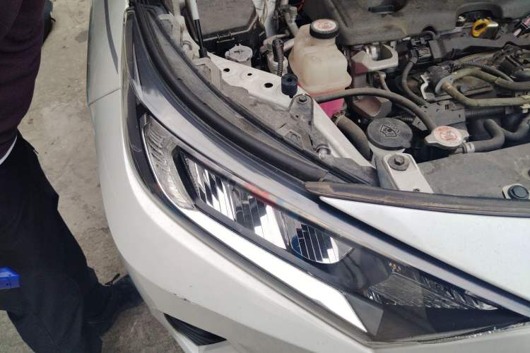 Used Toyota RAV4 2022 Dual-Engine 2.5L E-CVT Two-Wheel Drive Elite Edition Engine Bay Right
