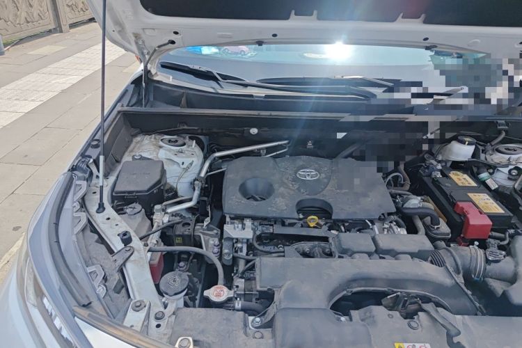 Used Toyota RAV4 2022 2.0L CVT Two-Wheel Drive Fashion Plus Edition Engine Bay Right