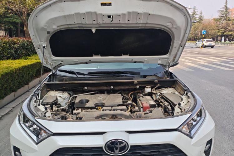 Used Toyota RAV4 2022 2.0L CVT Two-Wheel Drive Fashion Plus Edition Engine Bay