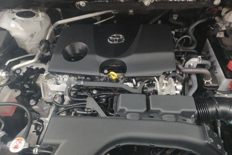 Used Toyota RAV4 2022 2.0L CVT Two-Wheel Drive Fashion Plus Edition Engine Bay