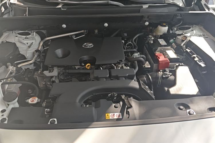 Used Toyota RAV4 2022 2.0L CVT 4x4 Style Plus Edition Engine Bay