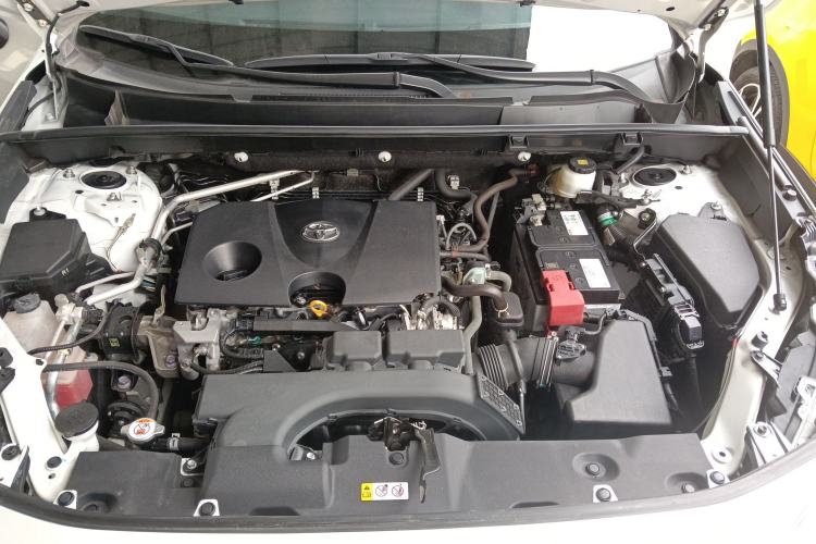 Used Toyota RAV4 2022 2.0L CVT Two-Wheel Drive Fashion Edition Engine Bay