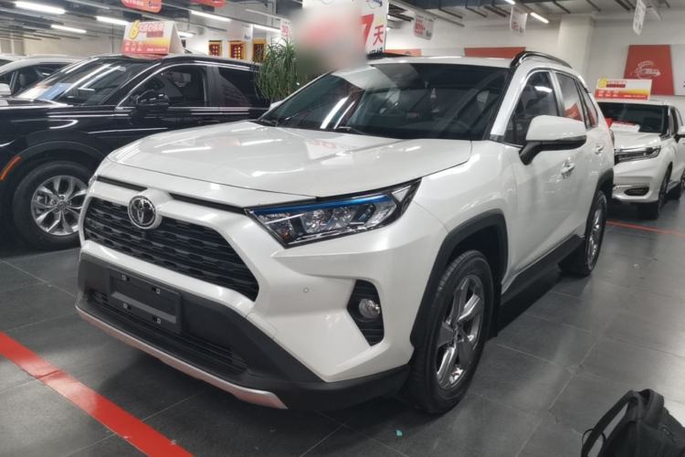 Used Toyota RAV4 2022 2.0L CVT Two-Wheel Drive Fashion Plus Edition Guazi used car, China used car export, Used car for sale, Used  cars, Cheapest cars for sale