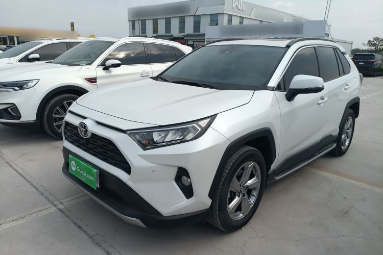 Used Toyota RAV4 2022 2.0L CVT Two-Wheel Drive Fashion Plus Edition Guazi used car, China used car export, Used car for sale, Used  cars, Cheapest cars for sale