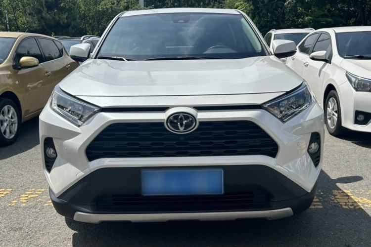 Used Toyota RAV4 2022 2.0L CVT Two-Wheel Drive Fashion Plus Edition Exterior 1