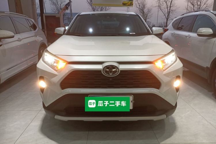 Used Toyota RAV4 2022 2.0L CVT Two-Wheel Drive Fashion Plus Edition Exterior 1