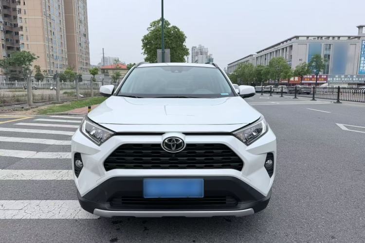 Used Toyota RAV4 2022 2.0L CVT Two-Wheel Drive Fashion Edition Exterior 1