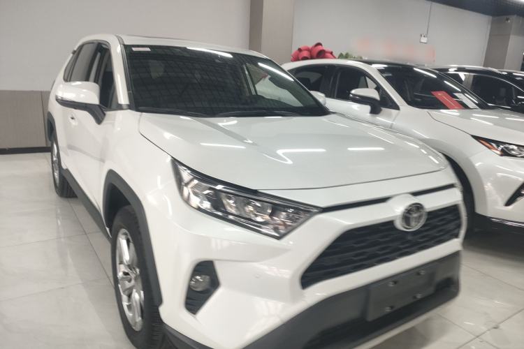 Used Toyota RAV4 2022 2.0L CVT Two-Wheel Drive Fashion Plus Edition Exterior 1