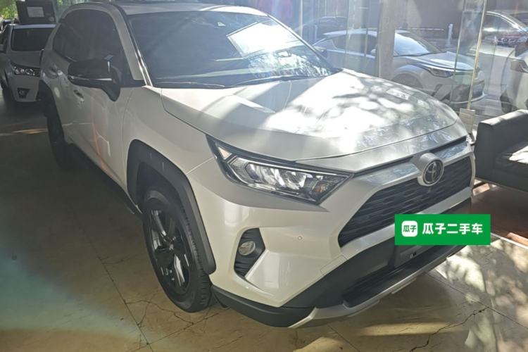 Used Toyota RAV4 2022 2.0L CVT 4x4 Style Plus Edition Exterior 1