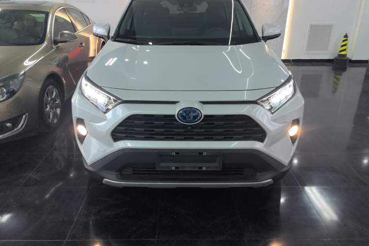 Used Toyota RAV4 2022 Dual-Engine 2.5L E-CVT Two-Wheel Drive Elite Edition Exterior 1