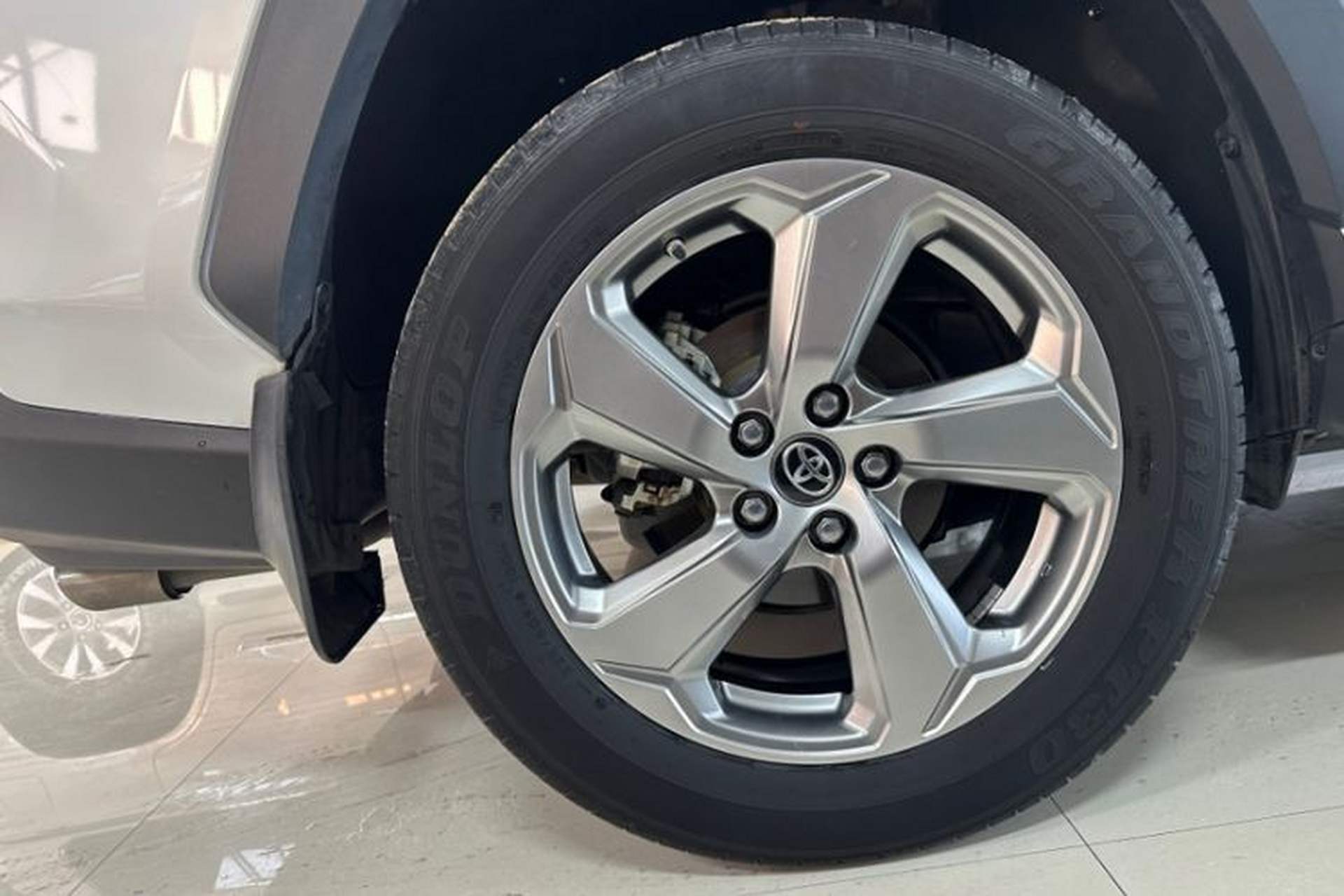 Used Toyota RAV4 2022 2.0L CVT Two-Wheel Drive Fashion Plus Edition Exterior 10