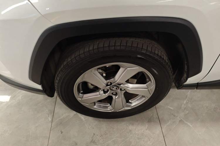 Used Toyota RAV4 2022 2.0L CVT Two-Wheel Drive Fashion Edition Exterior 3