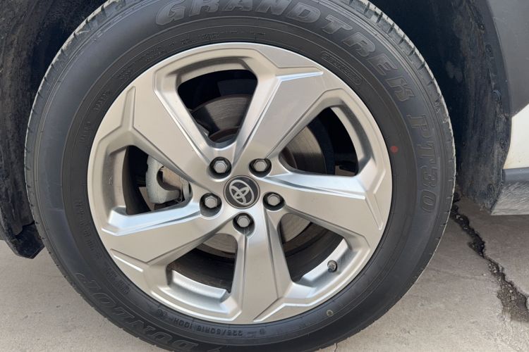Used Toyota RAV4 2022 2.0L CVT Two-Wheel Drive Fashion Edition Exterior 3