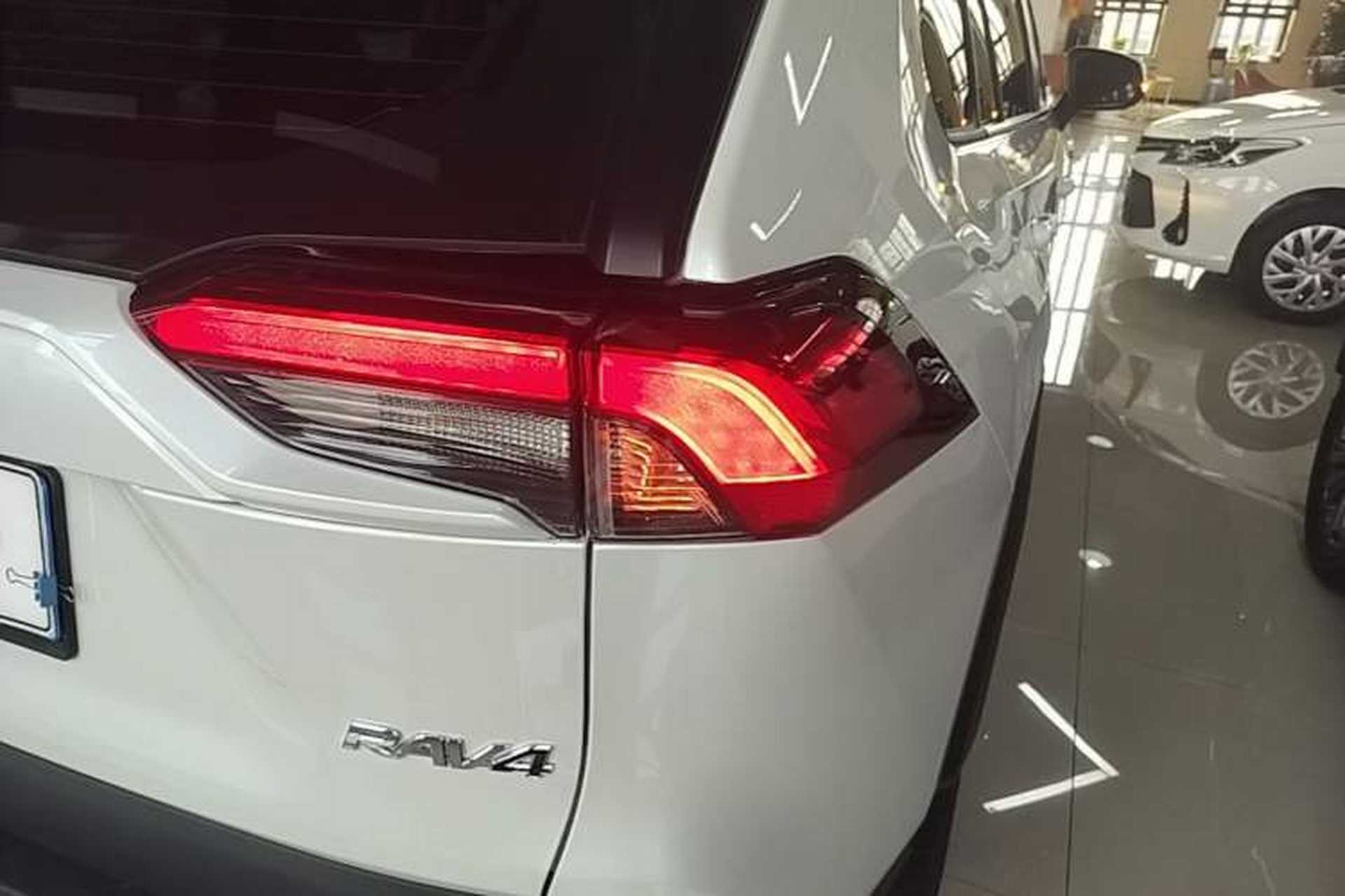 Used Toyota RAV4 2022 2.0L CVT Two-Wheel Drive Fashion Edition Exterior 3