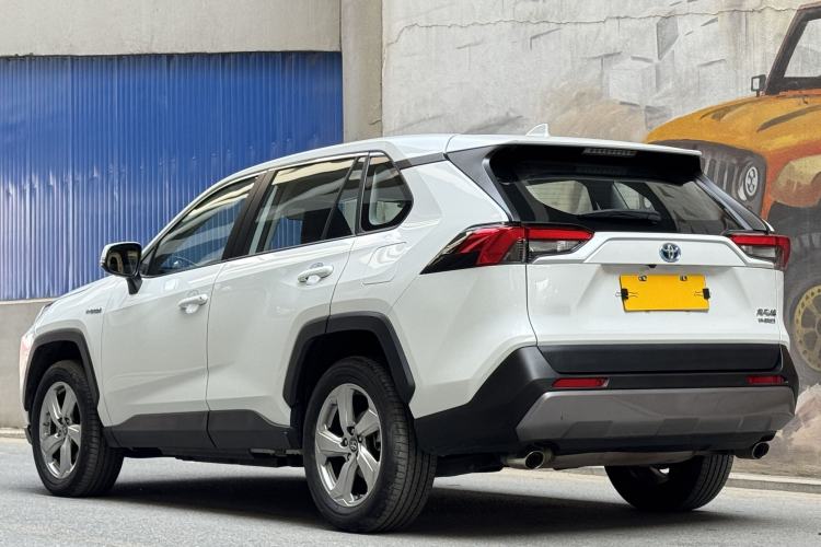 Used Toyota RAV4 2022 Dual-Engine 2.5L E-CVT Two-Wheel Drive Elite Edition Exterior 4