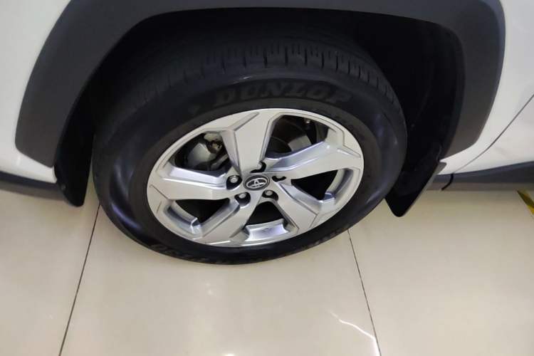 Used Toyota RAV4 2022 2.0L CVT Two-Wheel Drive Fashion Plus Edition Exterior 4