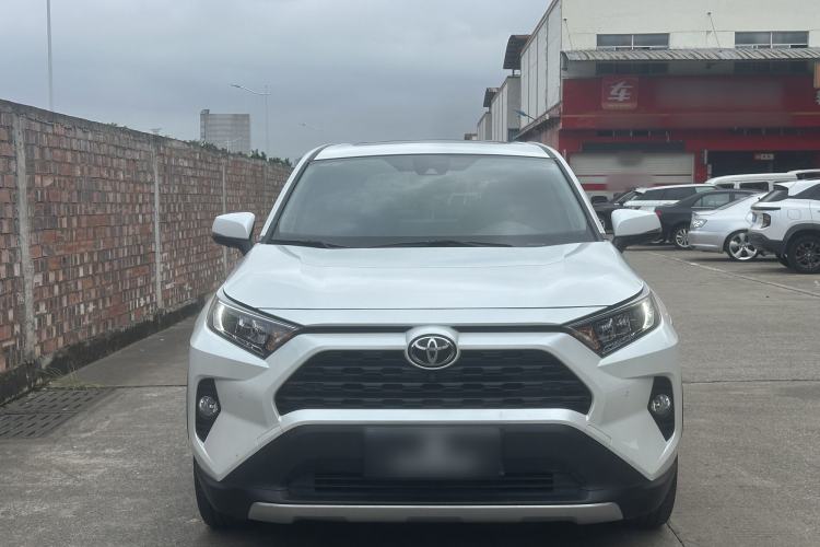 Used Toyota RAV4 2022 2.0L CVT Two-Wheel Drive Fashion Plus Edition Exterior 5