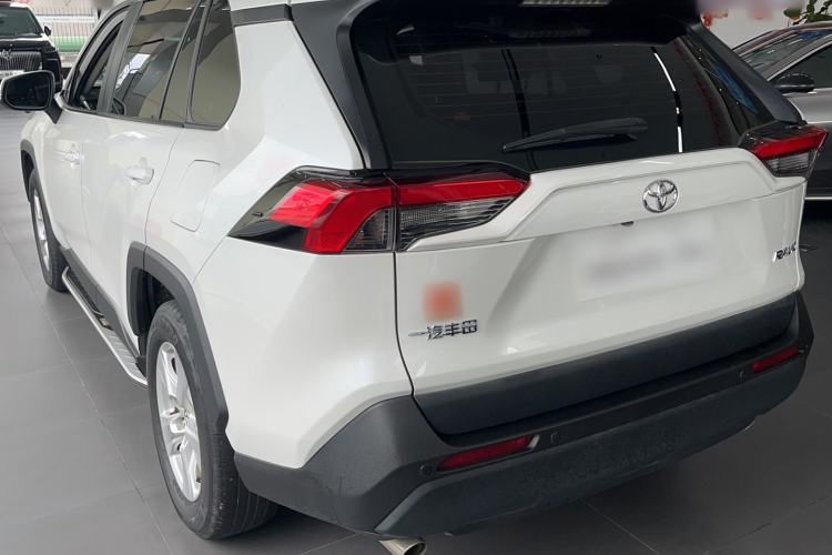 Used Toyota RAV4 2022 2.0L CVT Two-Wheel Drive Urban Edition Exterior 5