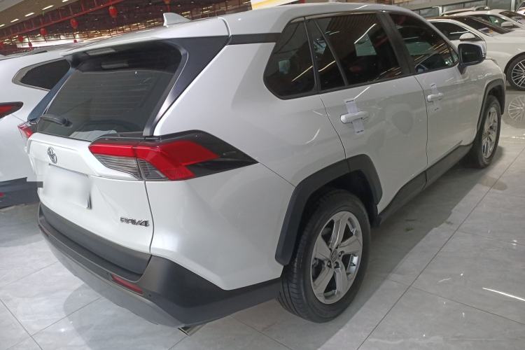 Used Toyota RAV4 2022 2.0L CVT Two-Wheel Drive Fashion Plus Edition Exterior 5