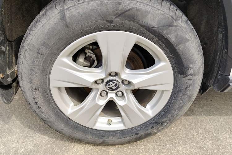 Used Toyota RAV4 2022 2.0L CVT Two-Wheel Drive Urban Edition Exterior 5