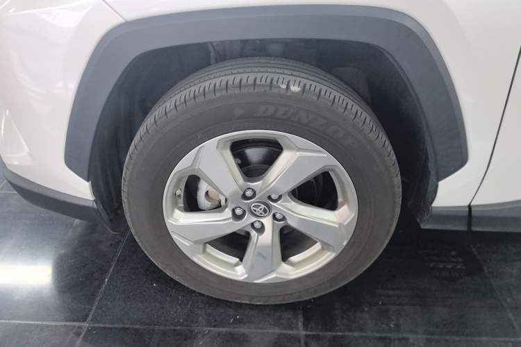 Used Toyota RAV4 2022 Dual-Engine 2.5L E-CVT Two-Wheel Drive Elite Edition Exterior 7