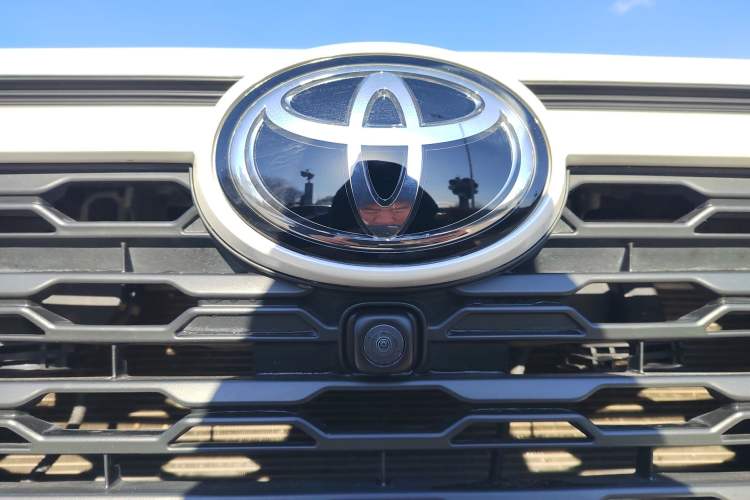 Used Toyota RAV4 2022 2.0L CVT Two-Wheel Drive Fashion Plus Edition Exterior 7