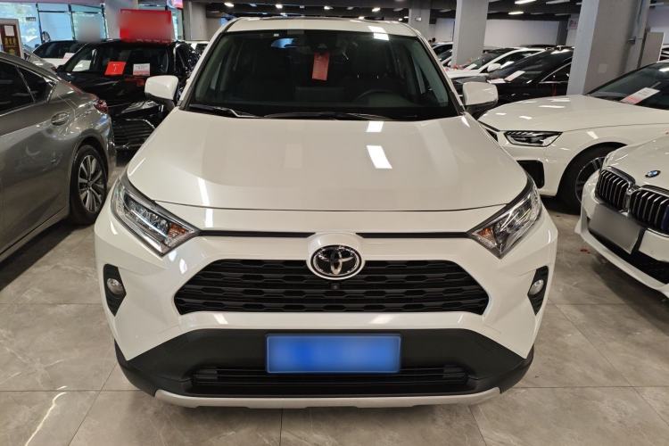 Used Toyota RAV4 2022 2.0L CVT Two-Wheel Drive Fashion Edition Front