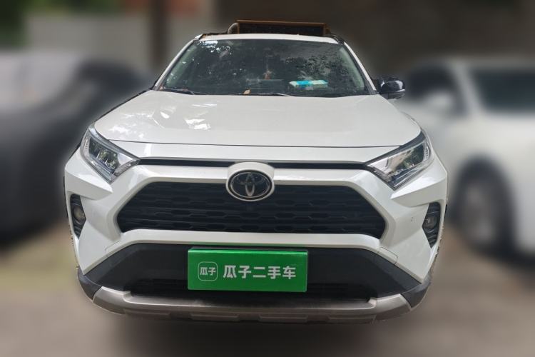 Used Toyota RAV4 2022 2.0L CVT 4x4 Style Plus Edition Front
