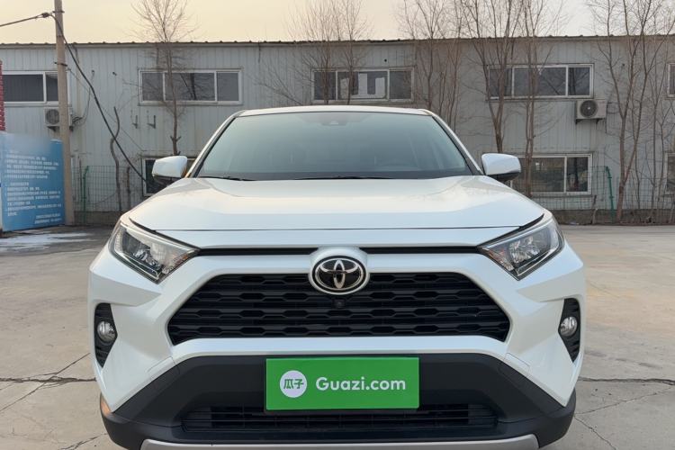 Used Toyota RAV4 2022 2.0L CVT Two-Wheel Drive Fashion Edition Front
