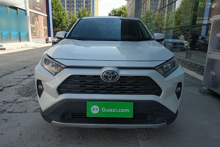 Used Toyota RAV4 2022 2.0L CVT Two-Wheel Drive Fashion Plus Edition Front
