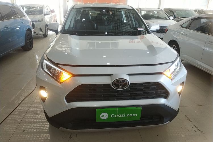 Used Toyota RAV4 2022 2.0L CVT Two-Wheel Drive Fashion Plus Edition Front