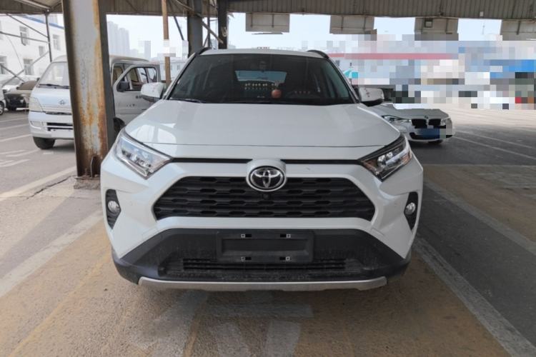 Used Toyota RAV4 2022 2.0L CVT Two-Wheel Drive Fashion Edition Front