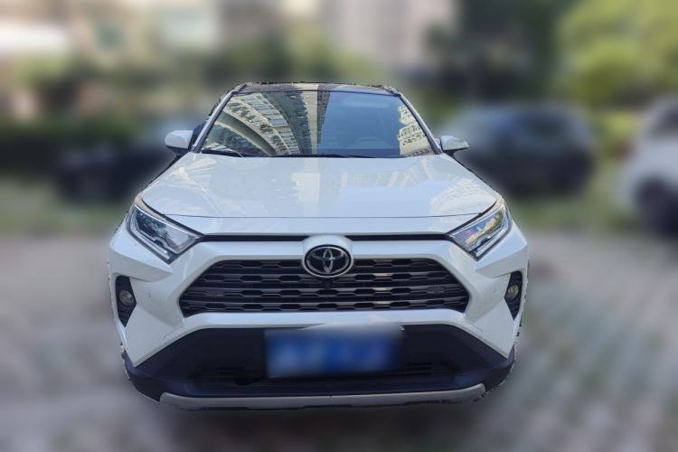 Used Toyota RAV4 2022 2.0L CVT Two-Wheel Drive Prestige Edition Front