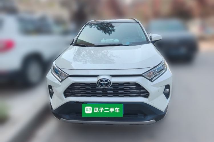 Used Toyota RAV4 2022 2.0L CVT Two-Wheel Drive Prestige Edition Front