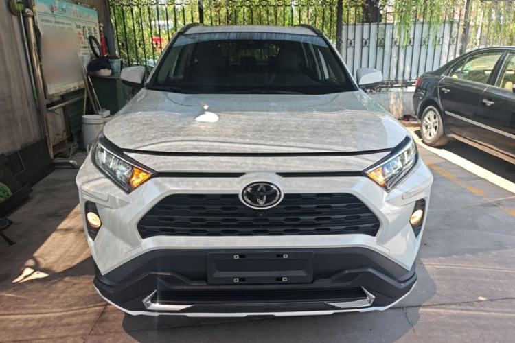 Used Toyota RAV4 2022 2.0L CVT Two-Wheel Drive Fashion Edition Front