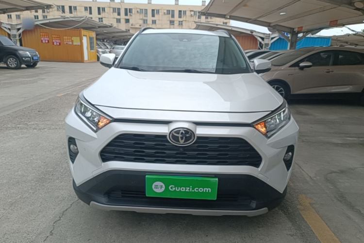 Used Toyota RAV4 2022 2.0L CVT Two-Wheel Drive Fashion Plus Edition Front