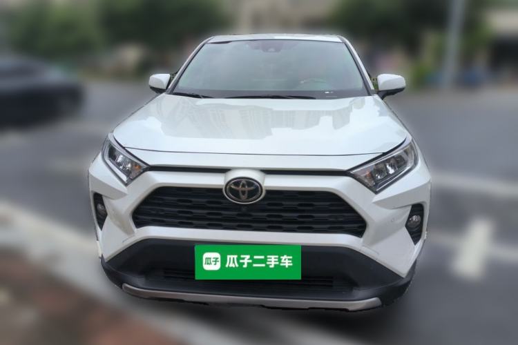 Used Toyota RAV4 2022 2.0L CVT Two-Wheel Drive Fashion Plus Edition Front