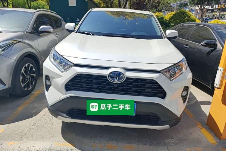 Used Toyota RAV4 2022 Dual-Engine 2.5L E-CVT Two-Wheel Drive Elite Edition Front