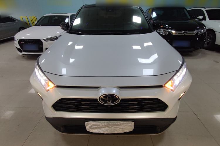 Used Toyota RAV4 2022 2.0L CVT Two-Wheel Drive Fashion Plus Edition Front