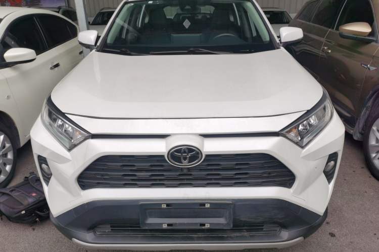 Used Toyota RAV4 2022 2.0L CVT Two-Wheel Drive Fashion Plus Edition Front