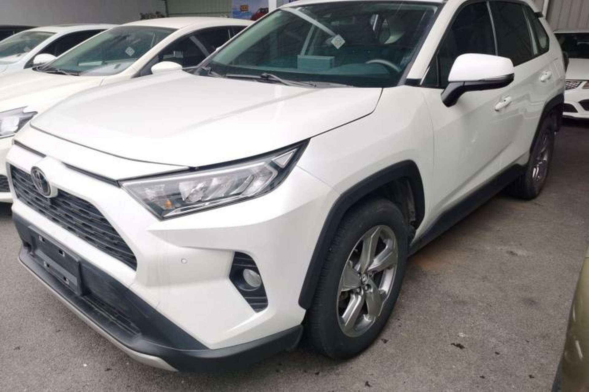 Used Toyota RAV4 2022 2.0L CVT Two-Wheel Drive Fashion Plus Edition Front Left 45 Deg