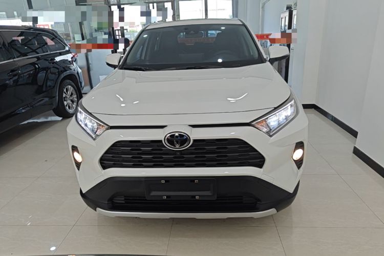 Used Toyota RAV4 2022 2.0L CVT Two-Wheel Drive Fashion Edition Front