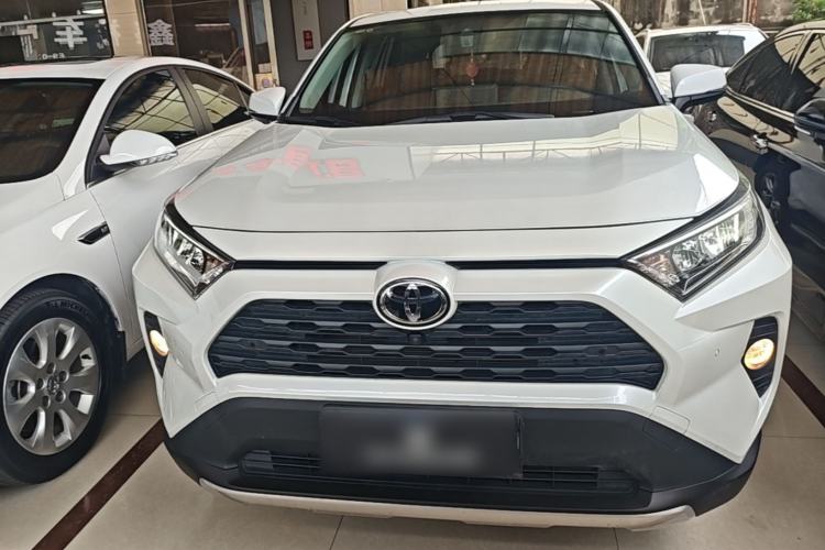 Used Toyota RAV4 2022 2.0L CVT Two-Wheel Drive Fashion Plus Edition Front