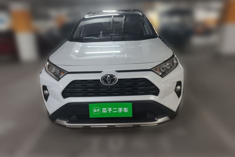 Used Toyota RAV4 2022 2.0L CVT 4x4 Style Plus Edition Front