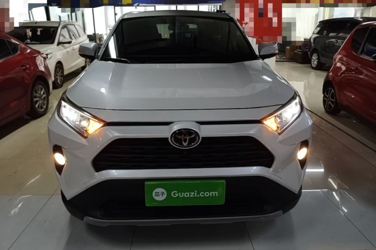 Used Toyota RAV4 2022 2.0L CVT Two-Wheel Drive Fashion Edition Front