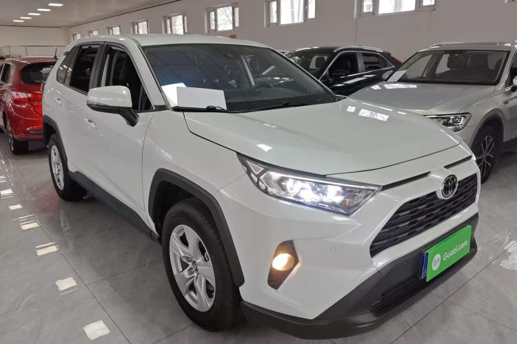 Used Toyota RAV4 2022 2.0L CVT Two-Wheel Drive Urban Edition Front Right 45 Deg